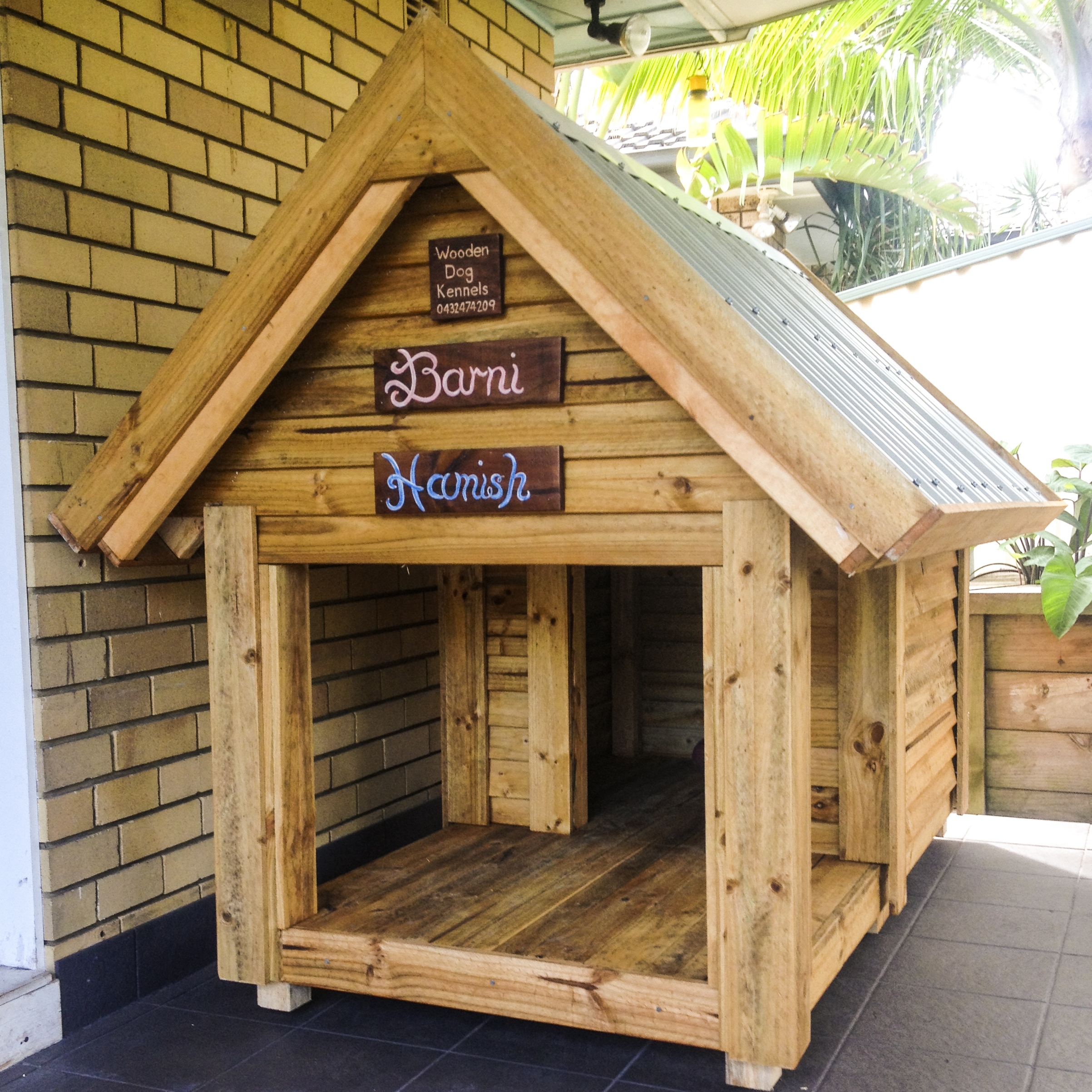 dog house for great dane